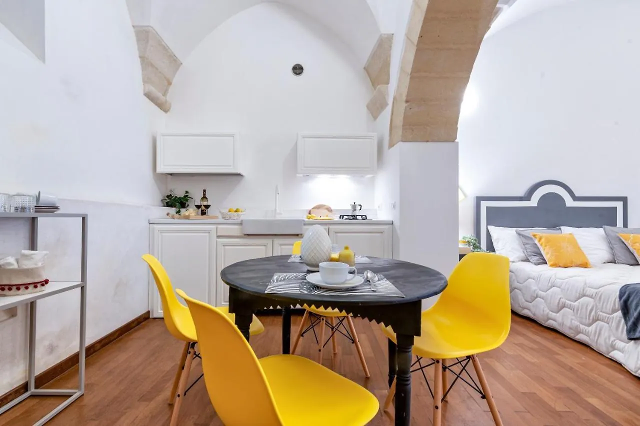 Yellow Loft - Lecce Selection Bed & Breakfast